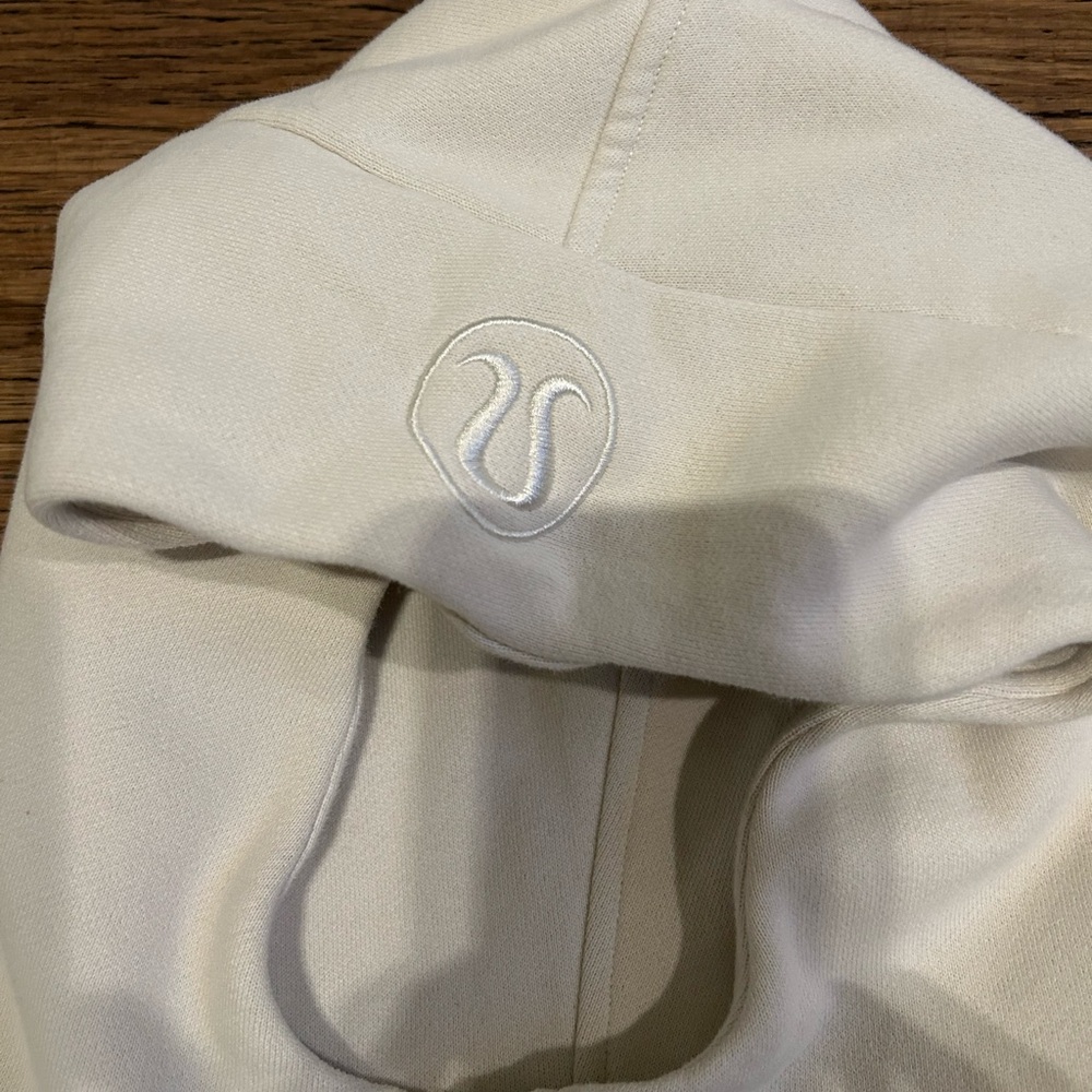 Lululemen Oversized Scuba Hoodie - Picture 4 of 8